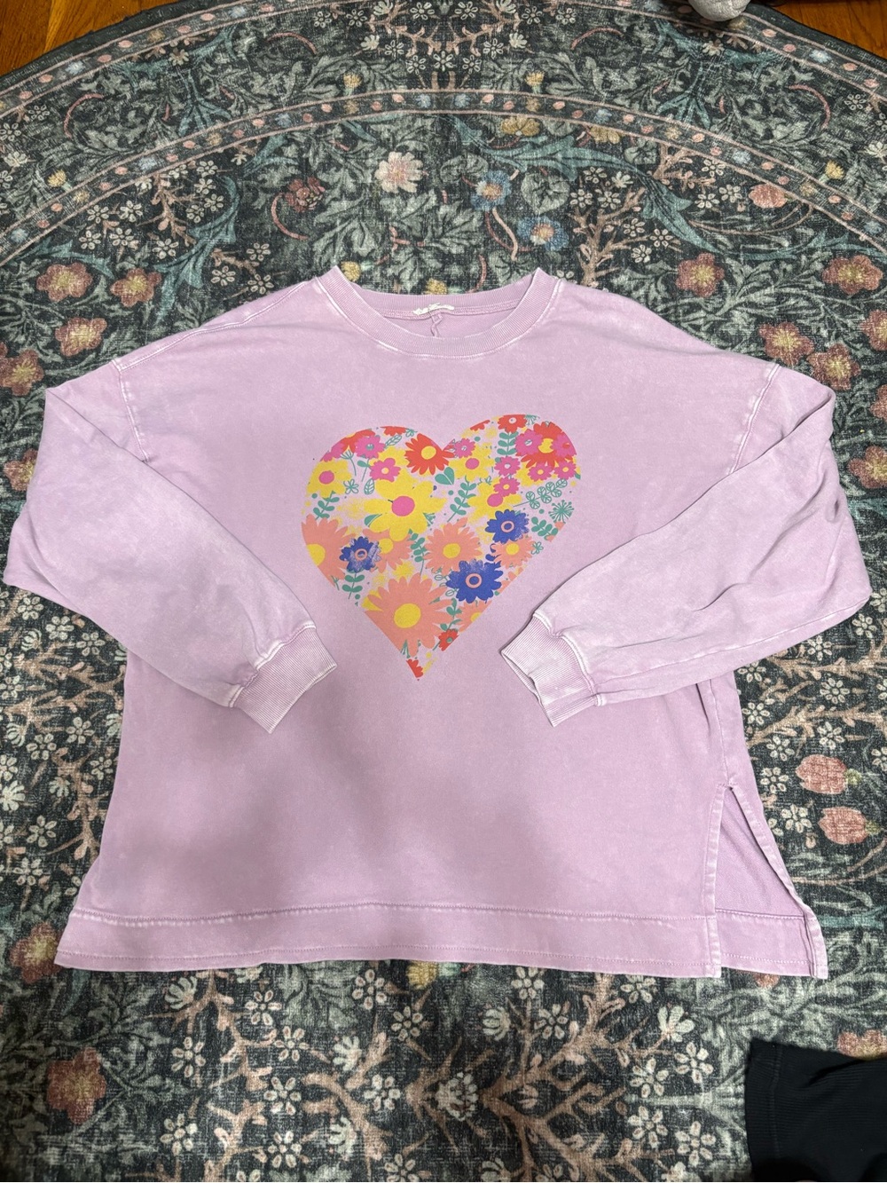 easel split tunic floral heart pullover